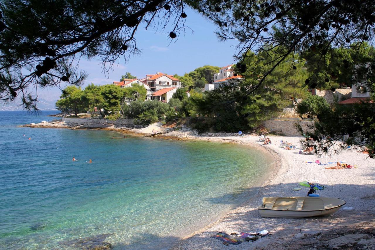 Apartments With A Parking Space Postira, Brac - 2911 Экстерьер фото