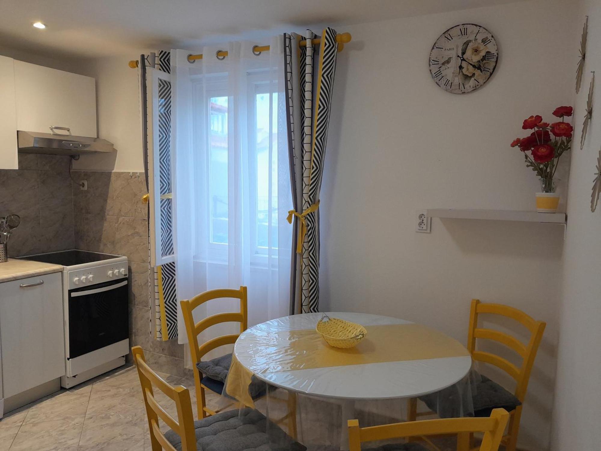 Apartments With A Parking Space Postira, Brac - 2911 Номер фото